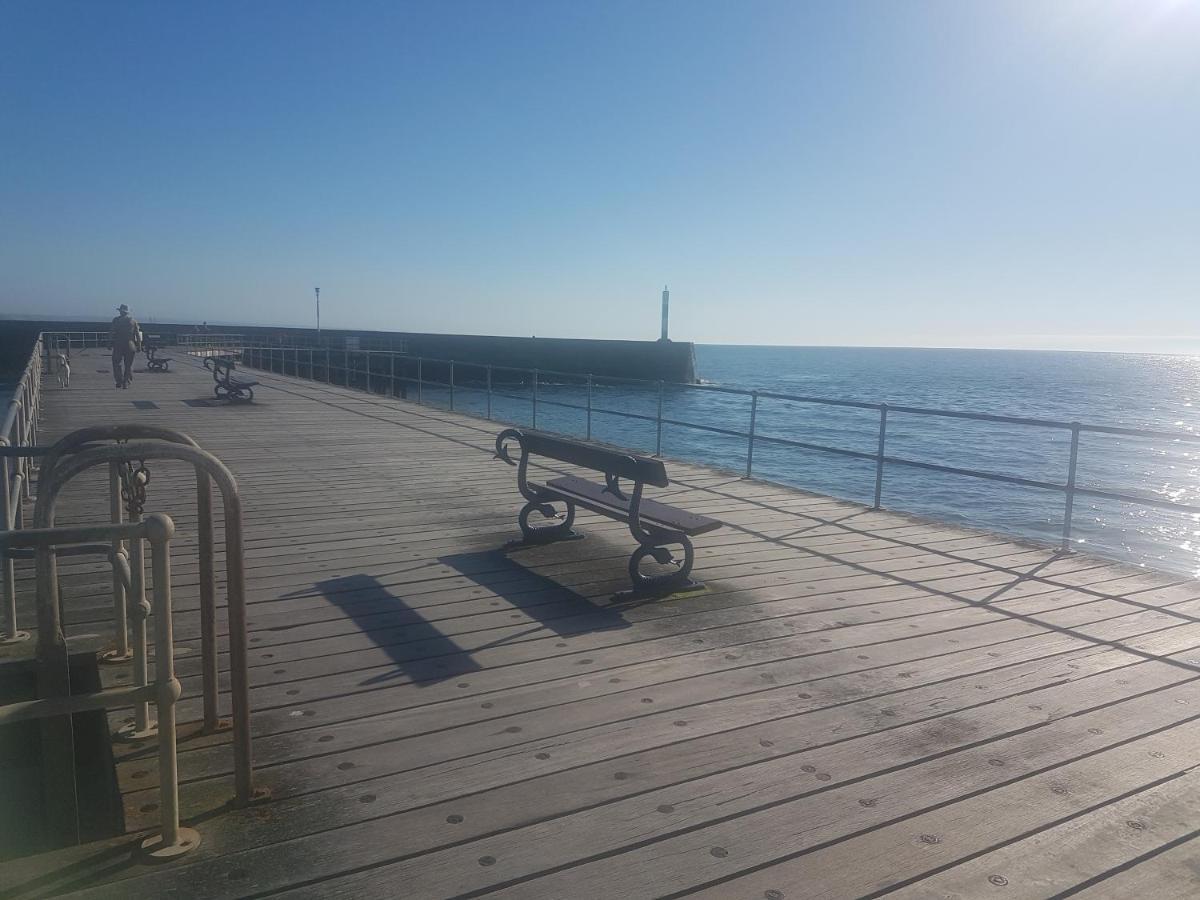 Lovely Seafront 2 Bed Flat In Aberystwyth Eksteriør billede